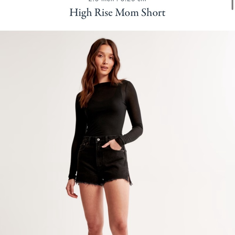 Abercrombie High Rise Mom Short